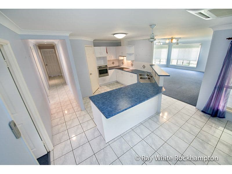 13 Warner Avenue, NORMAN GARDENS QLD 4701, Norman Gardens - Thumbnail 2