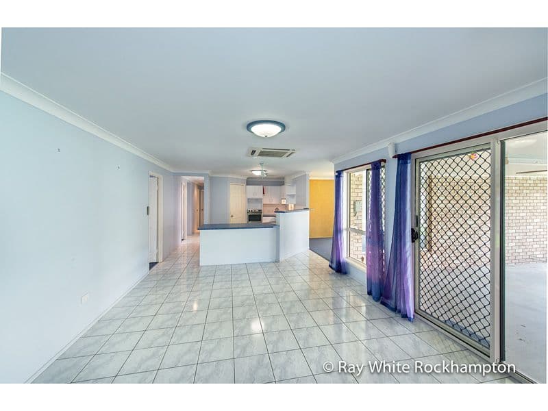 13 Warner Avenue, NORMAN GARDENS QLD 4701, Norman Gardens - Thumbnail 3