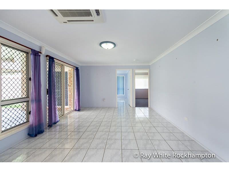 13 Warner Avenue, NORMAN GARDENS QLD 4701, Norman Gardens - Thumbnail 4