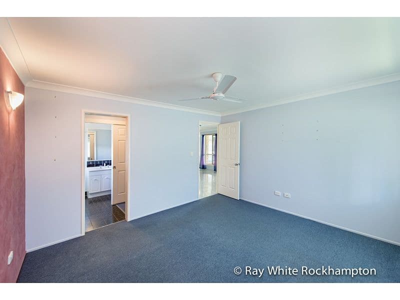 13 Warner Avenue, NORMAN GARDENS QLD 4701, Norman Gardens - Thumbnail 5