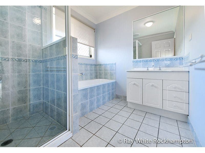 13 Warner Avenue, NORMAN GARDENS QLD 4701, Norman Gardens - Thumbnail 8