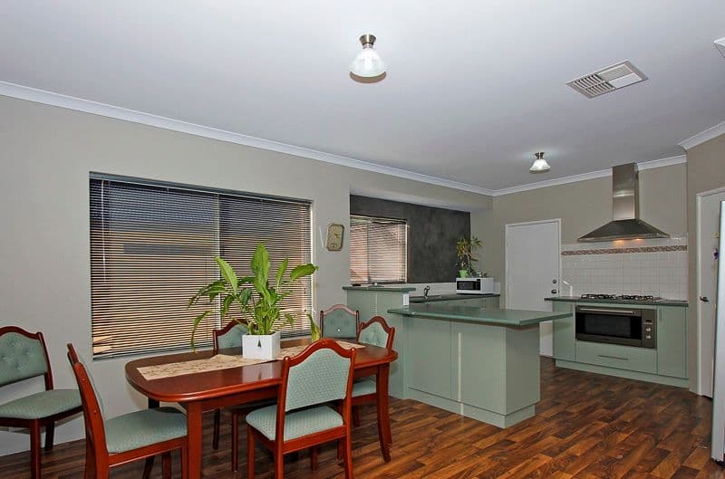 19 Blarney Place, CANNING VALE WA 6155, Canning Vale - Thumbnail 3