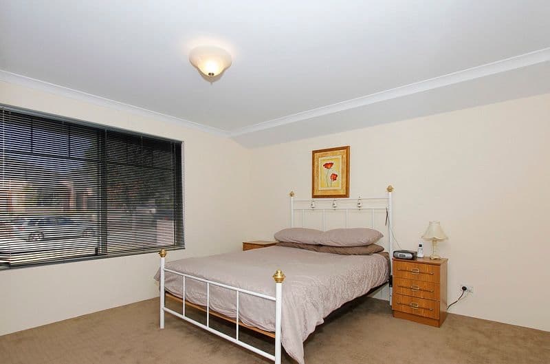 19 Blarney Place, CANNING VALE WA 6155, Canning Vale - Thumbnail 8