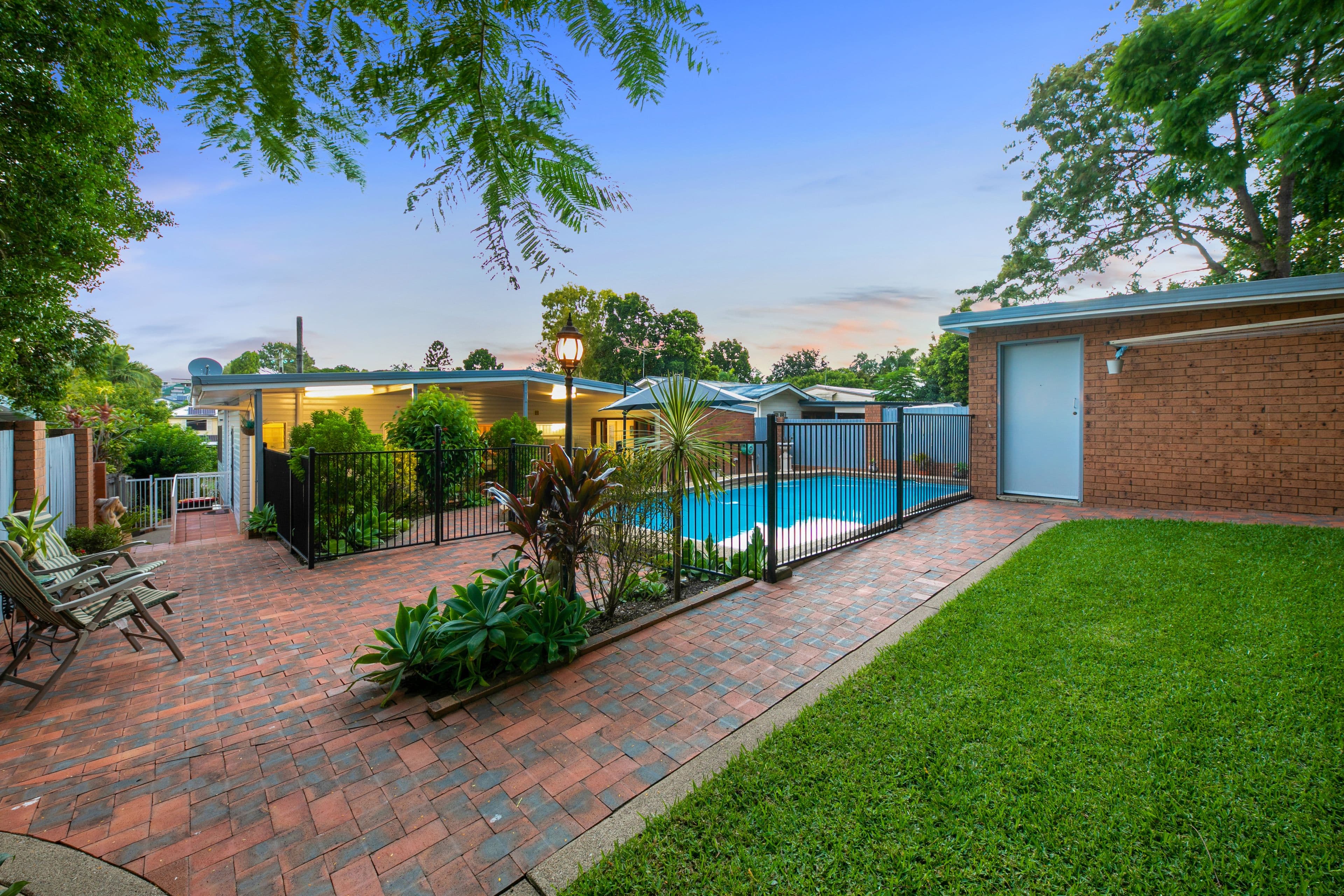 54 Keble Street, Corinda QLD 4075, Corinda - Thumbnail 2