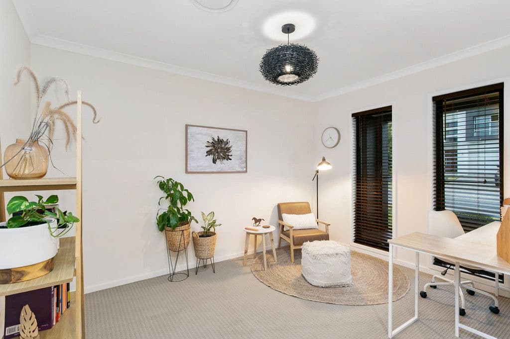 8 Hinton Crescent, Mango Hill QLD 4509, Mango Hill - Thumbnail 3