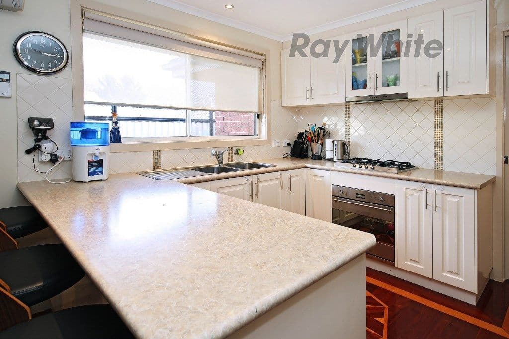 42 Karinya Close, Werribee VIC 3030, Werribee - Thumbnail 5