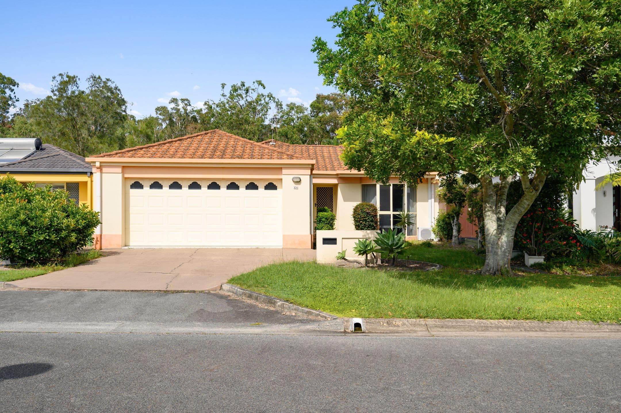 16 The Estuary, Coombabah QLD 4216, Coombabah - Thumbnail 2