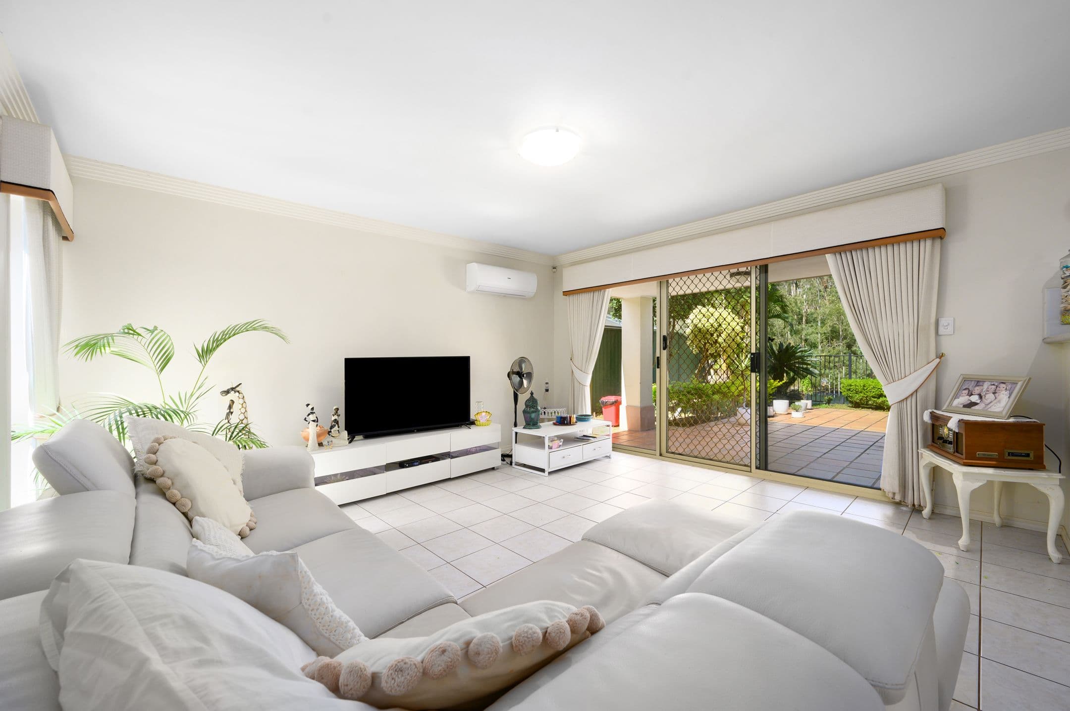 16 The Estuary, Coombabah QLD 4216, Coombabah - Thumbnail 5
