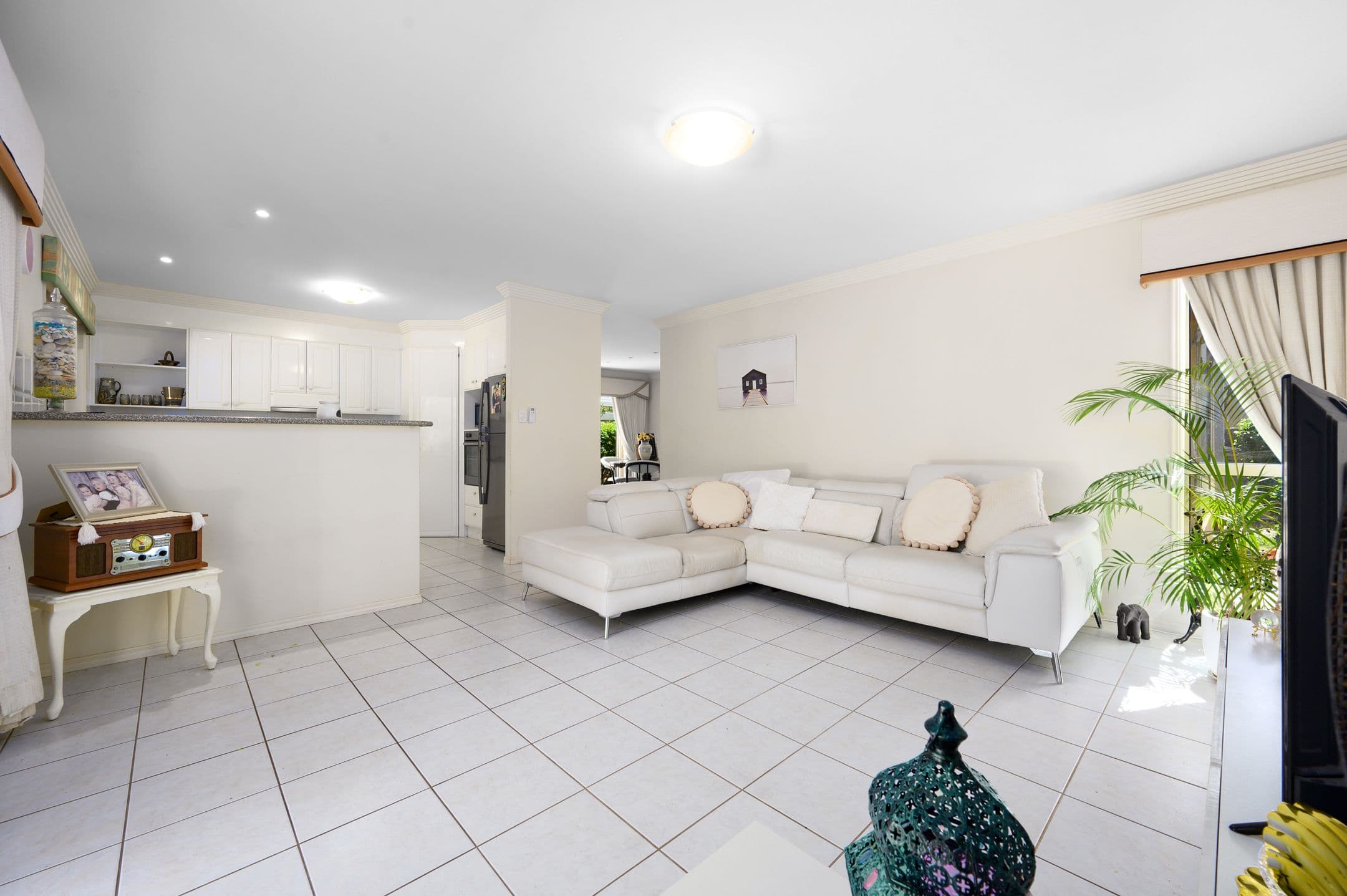 16 The Estuary, Coombabah QLD 4216, Coombabah - Thumbnail 6