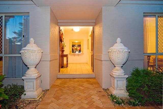 49 Pebble Beach Drive, RUNAWAY BAY QLD 4216, Runaway Bay - Thumbnail 7