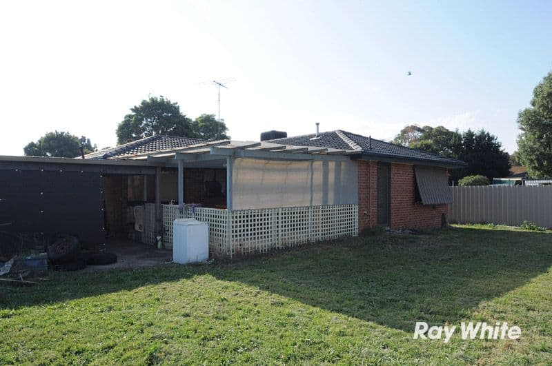 14 Hunter Court, CRANBOURNE NORTH VIC 3977, Cranbourne North - Thumbnail 2