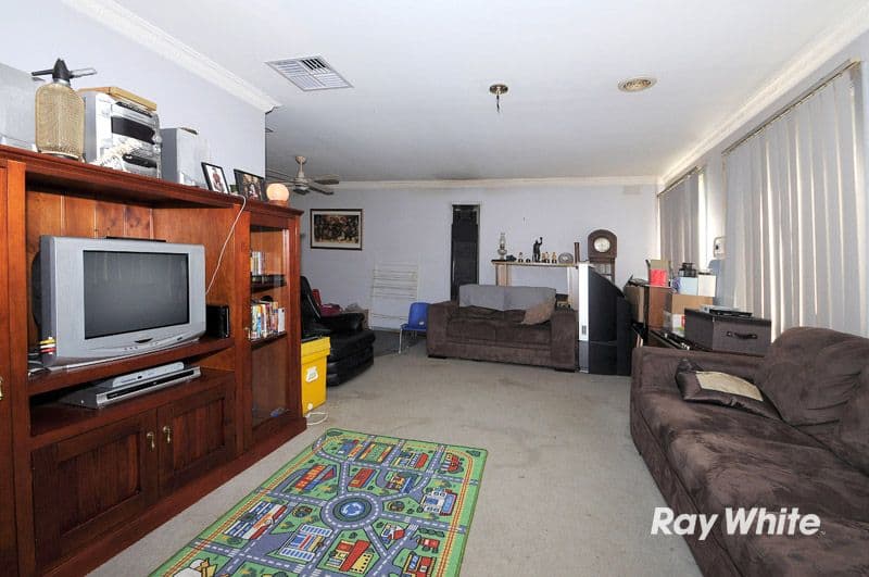 14 Hunter Court, CRANBOURNE NORTH VIC 3977, Cranbourne North - Thumbnail 5