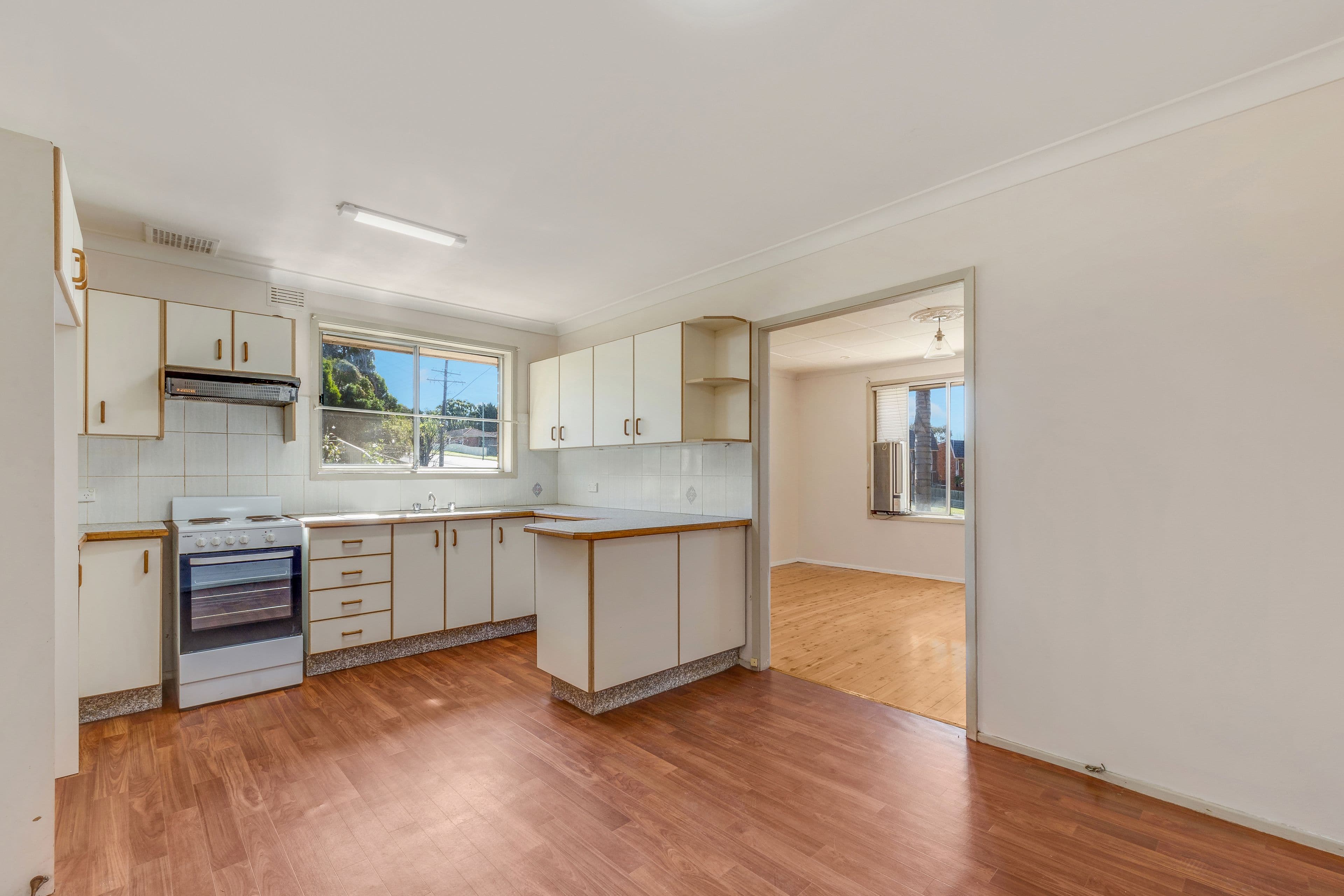 Campbelltown NSW 2560, Campbelltown - Thumbnail 6