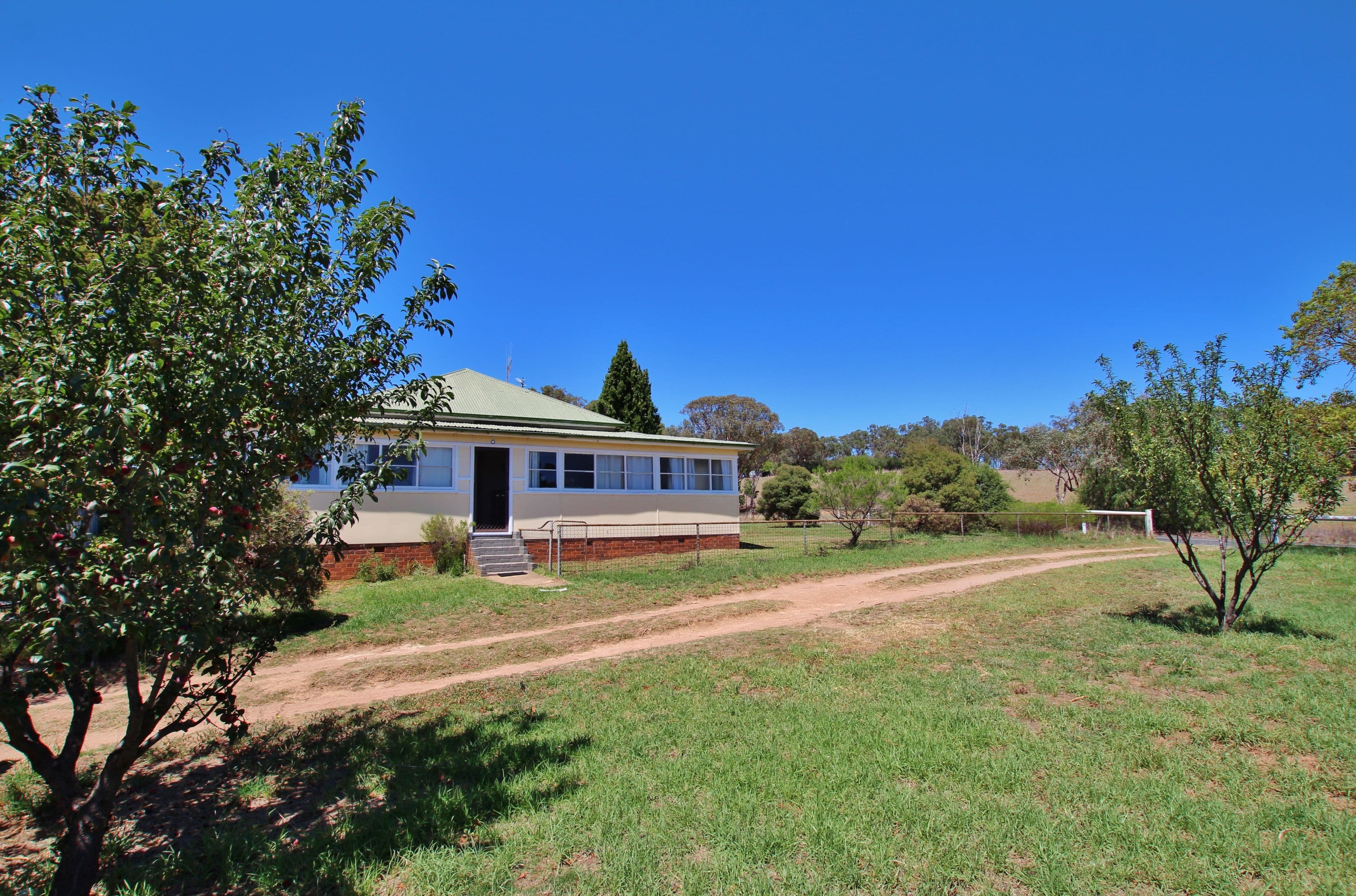 1376 Kingsvale Road, Young - Thumbnail 3
