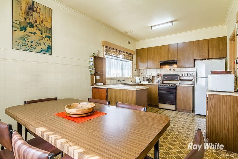 16 Bedwell Avenue, Dandenong VIC 3175, Dandenong - Thumbnail 6