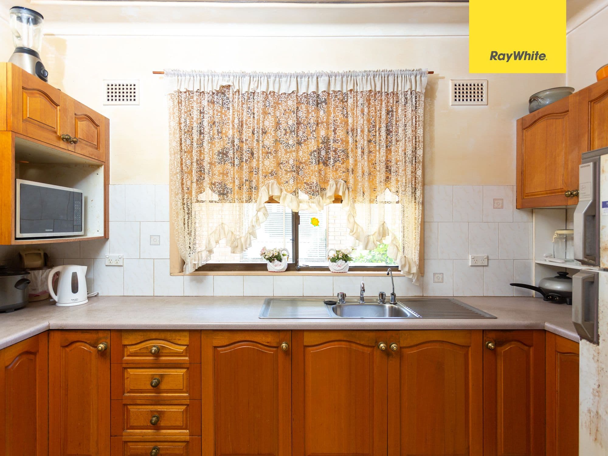 25 Earls Avenue, Riverwood - Thumbnail 2