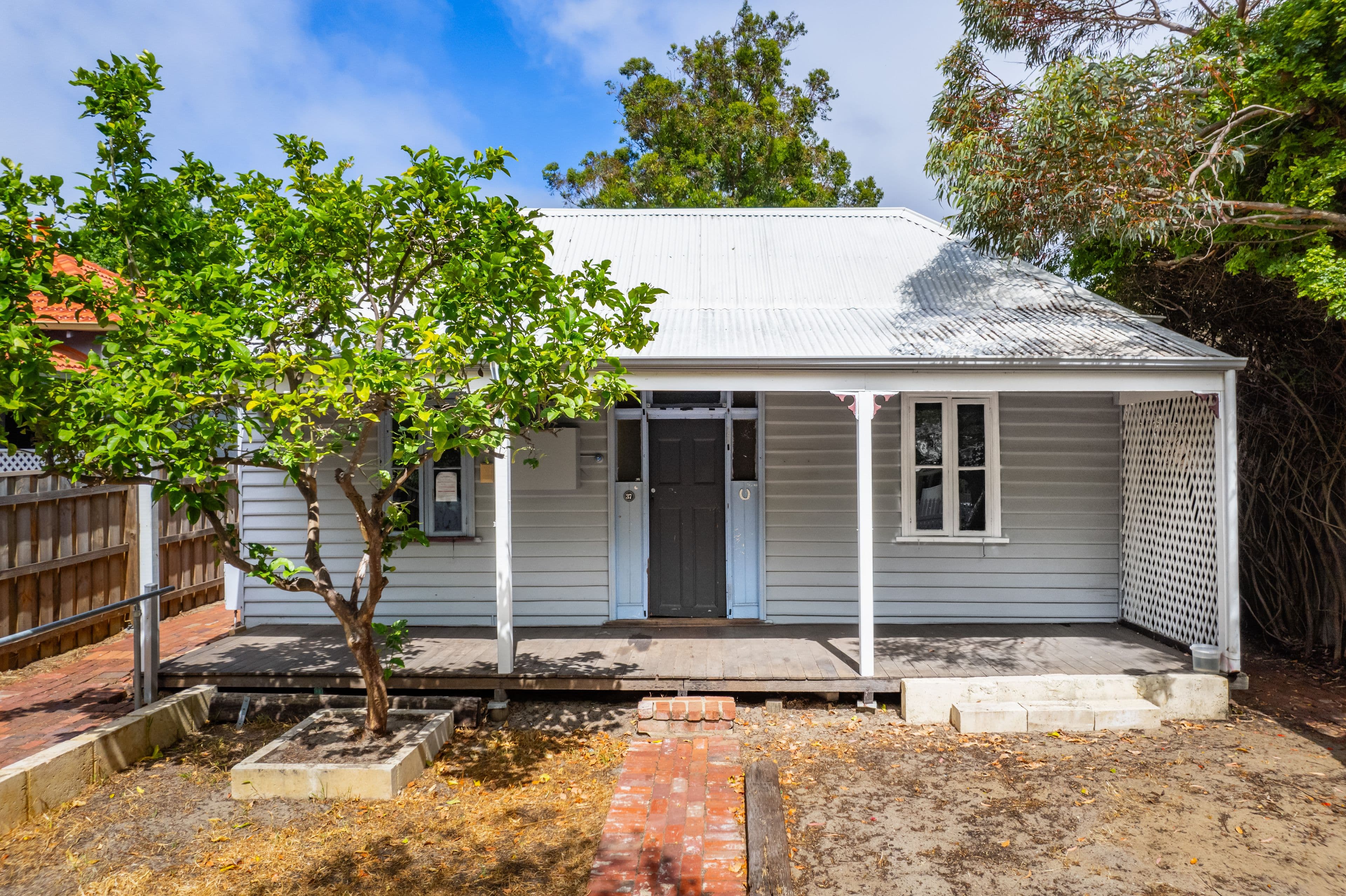 37 Kanimbla Road, Nedlands WA 6009, Nedlands - Image 1