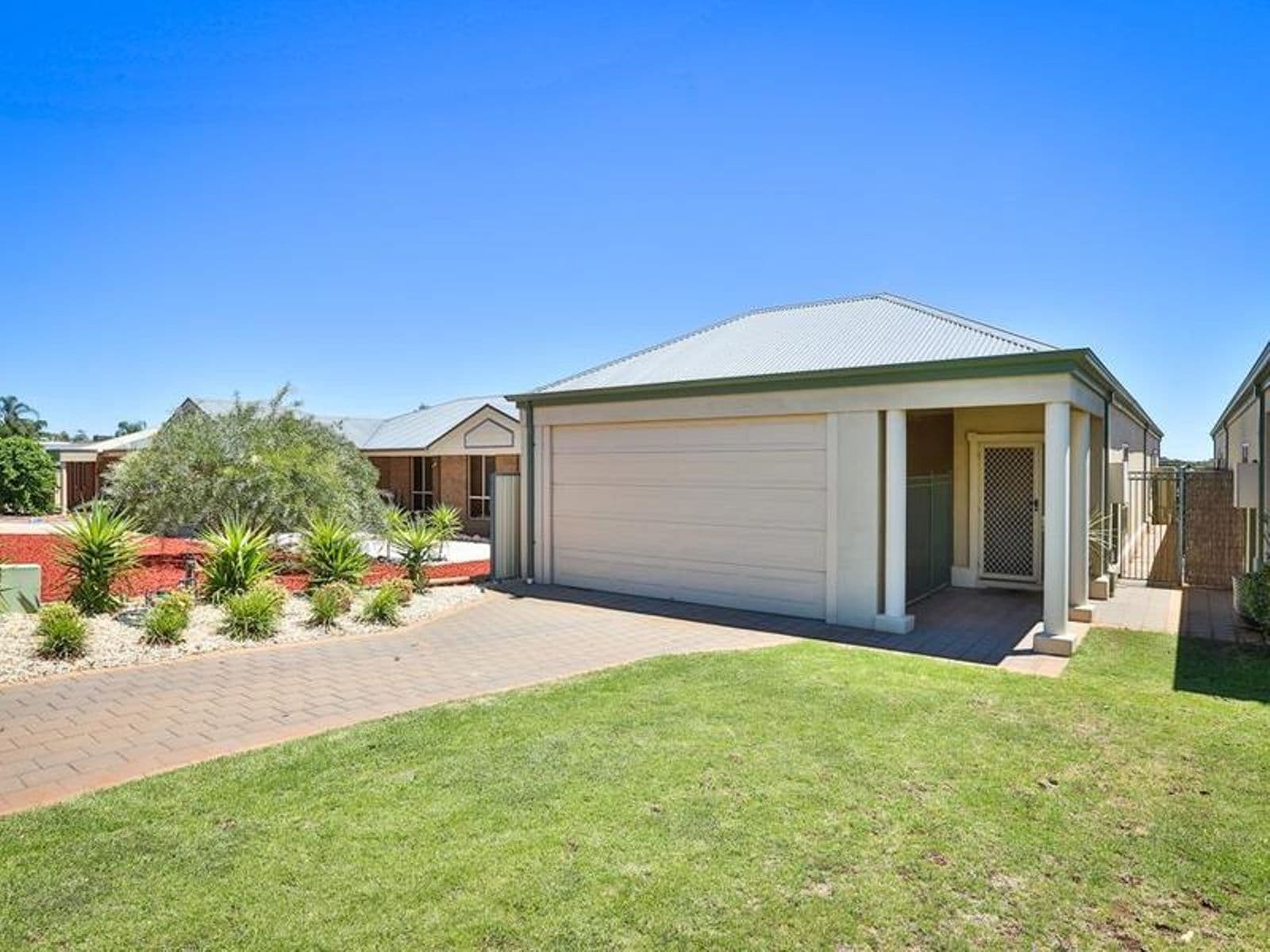 73A Summer Drive, Buronga - Image 1