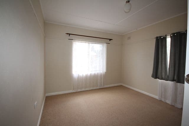 13 Balfour Street, Oberon - Thumbnail 7