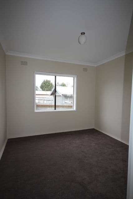 13 Balfour Street, Oberon - Thumbnail 8