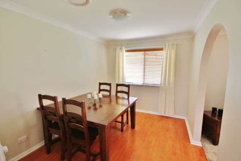 74 Blackett Avenue, YOUNG NSW 2594, Young - Thumbnail 5