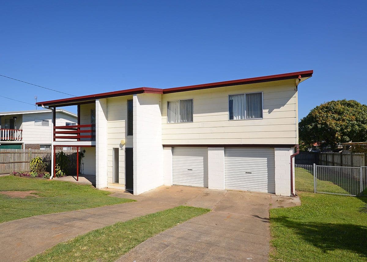 20 Saunders Street, POINT VERNON QLD 4655, Point Vernon - Thumbnail 2