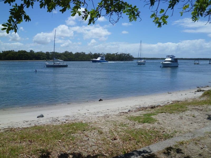 7 Esplanade West, PARADISE POINT QLD 4216, Paradise Point - Image 1