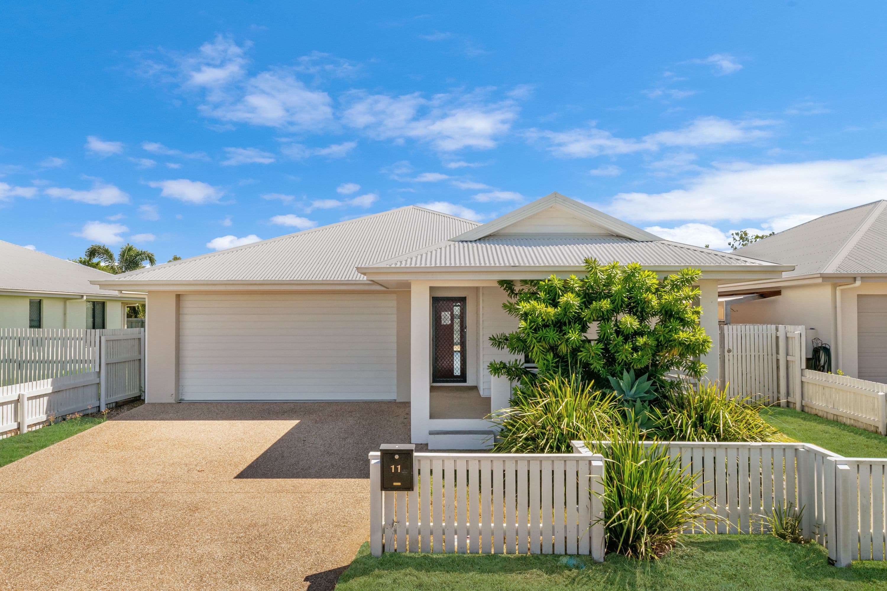 11 Lockton Street, Shaw QLD 4818, Shaw - Image 1