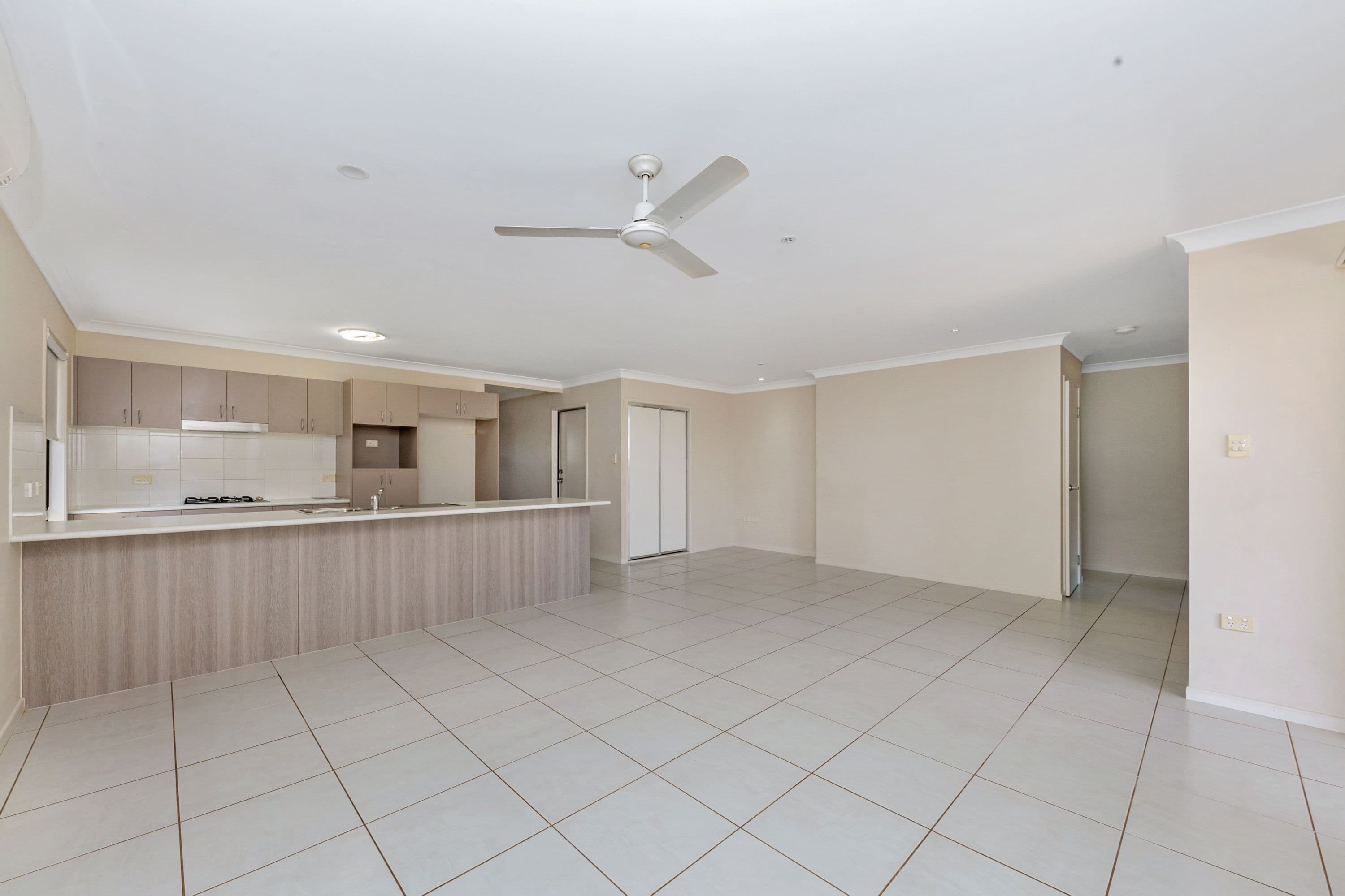 11 Lockton Street, Shaw QLD 4818, Shaw - Thumbnail 2