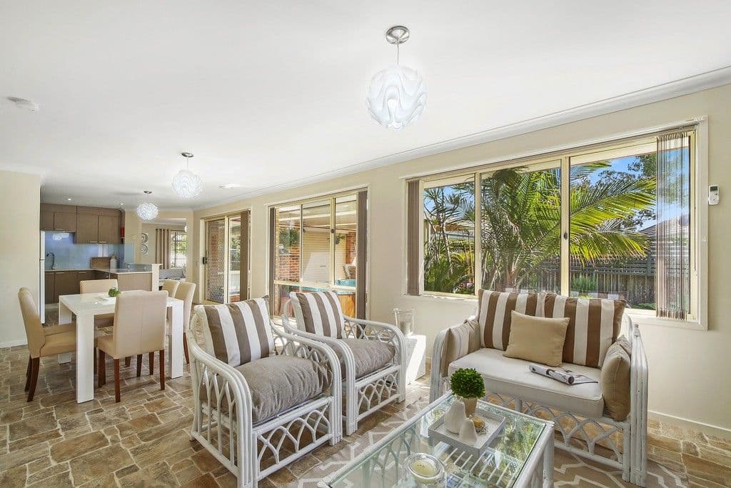 22 Lorraine Avenue, Berkeley Vale NSW 2261, Berkeley Vale - Thumbnail 2