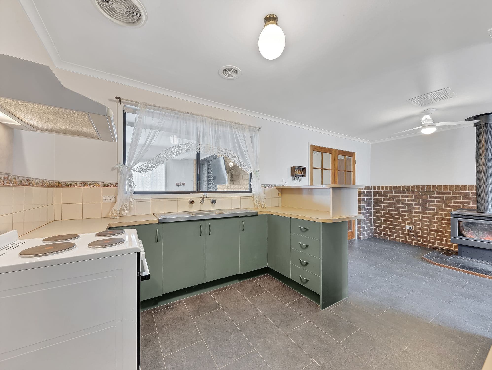 54 South Road, Yarrawonga VIC 3730, Yarrawonga - Thumbnail 4