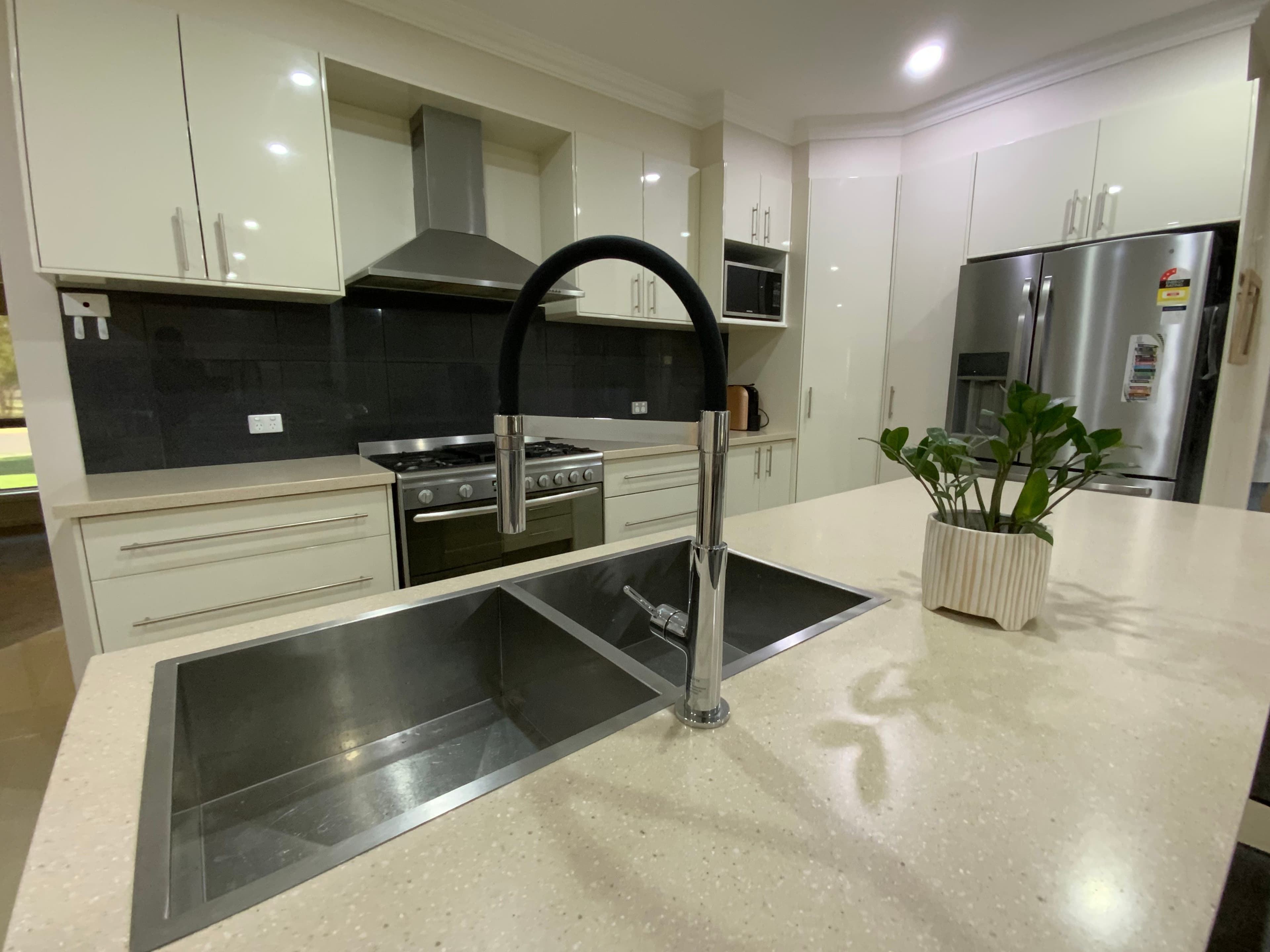 16 Young Street, Beelbangera NSW 2680, Beelbangera - Thumbnail 5