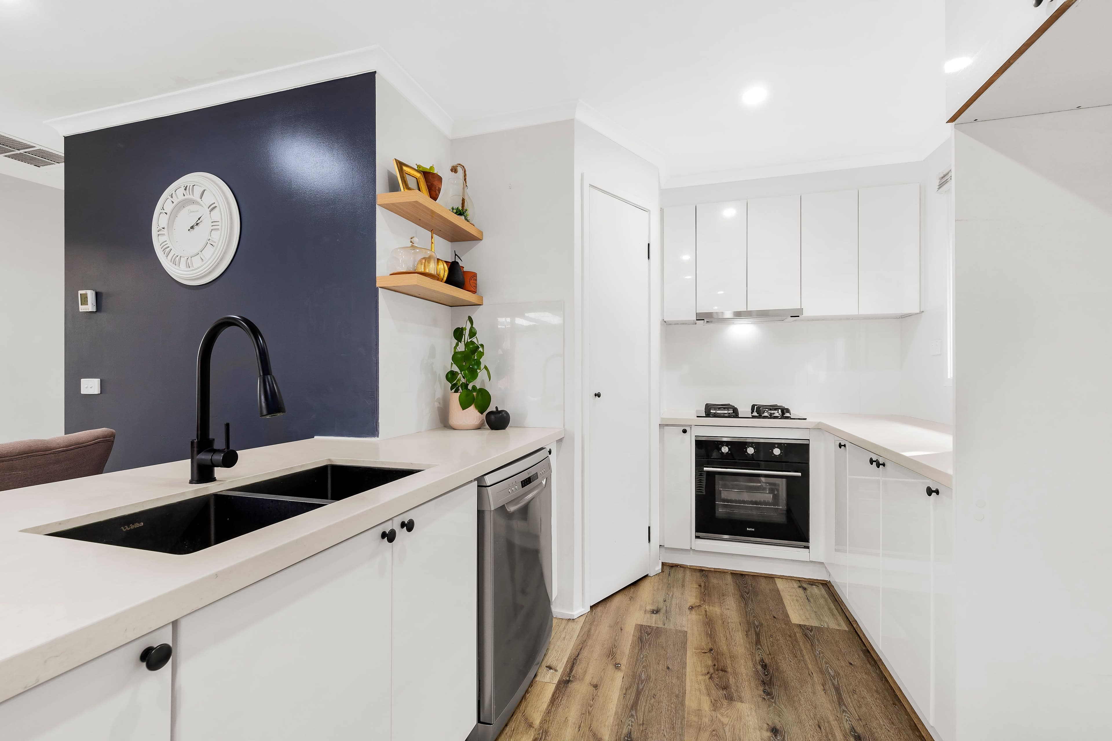 7 Sunbird Gardens, Epping VIC 3076, Epping - Thumbnail 2
