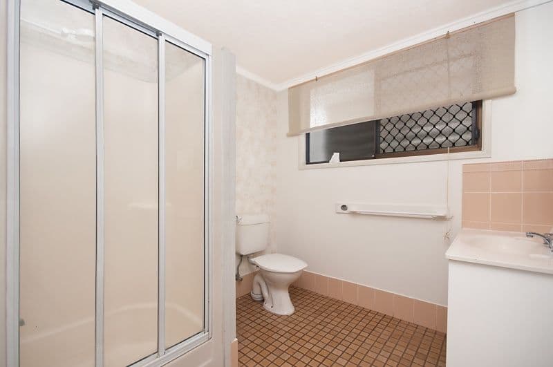 42 Kern Brothers Drive, KIRWAN QLD 4817, Kirwan - Thumbnail 4