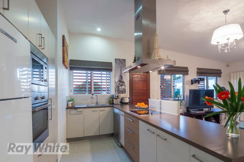 2 Birch Street, GREENSLOPES QLD 4120, Greenslopes - Thumbnail 2