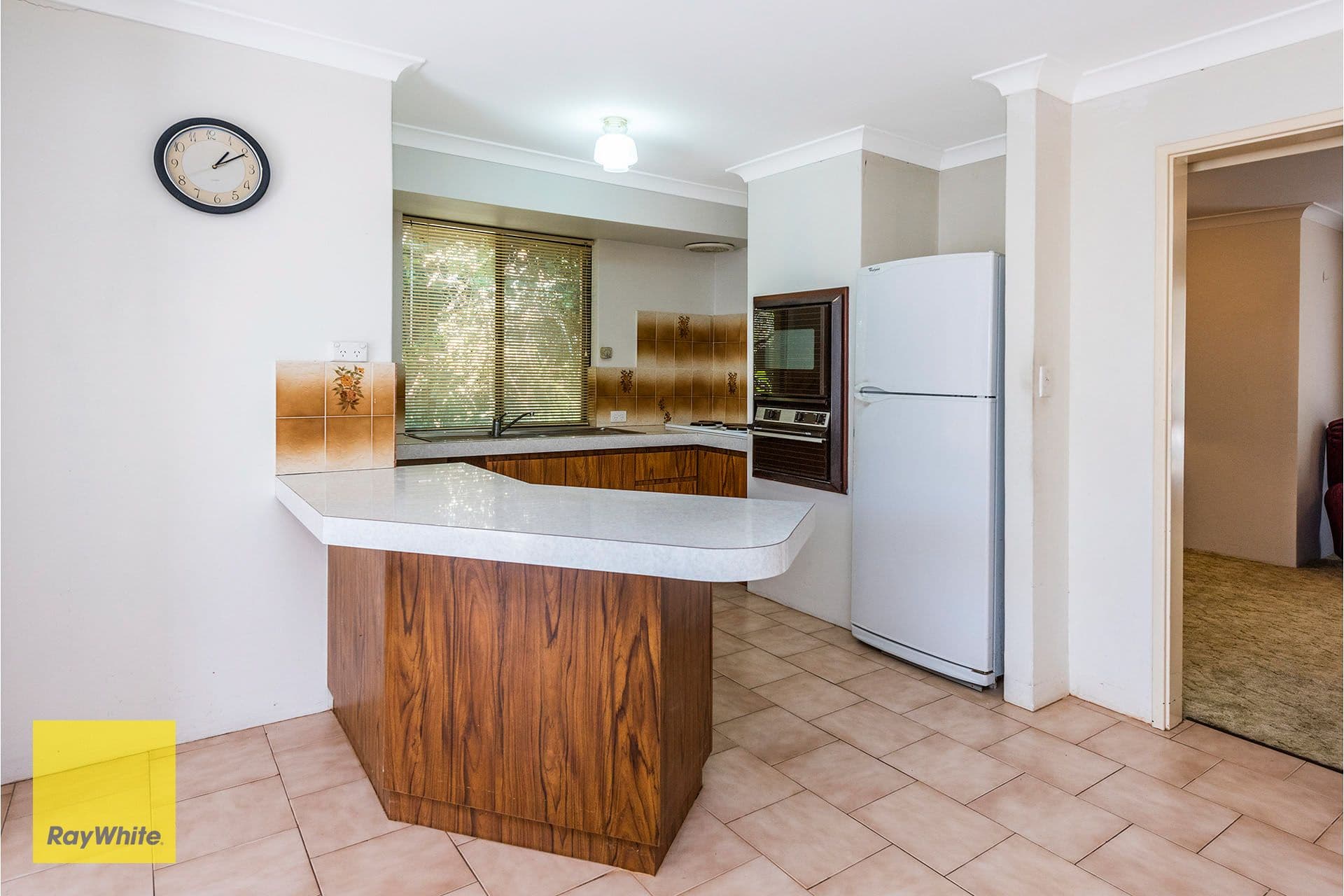 2 Meloway Drive, Maida Vale WA 6057, Maida Vale - Thumbnail 5