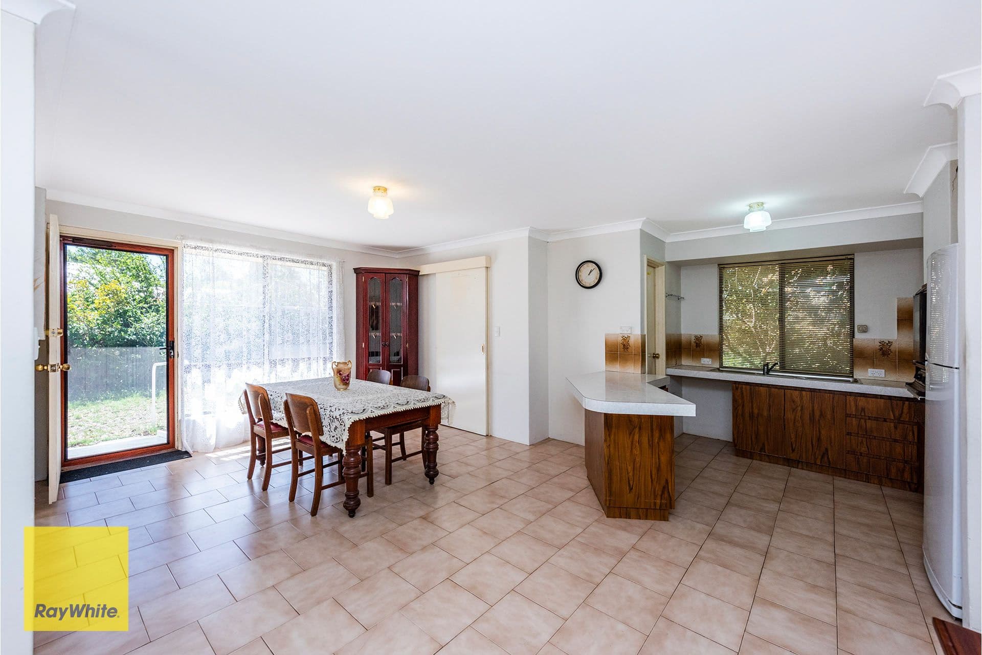 2 Meloway Drive, Maida Vale WA 6057, Maida Vale - Thumbnail 7