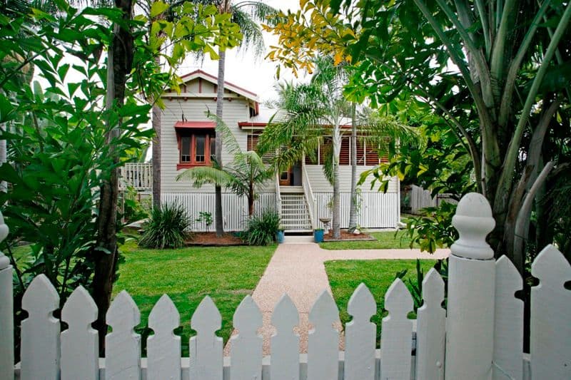 10 Edwards Street, WEST End, TOWNSVILLE QLD 4810, Townsville - Image 1
