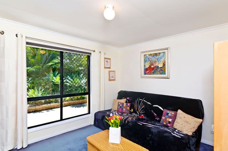 13 Kaffia Court, ELANORA QLD 4221, Elanora - Thumbnail 7