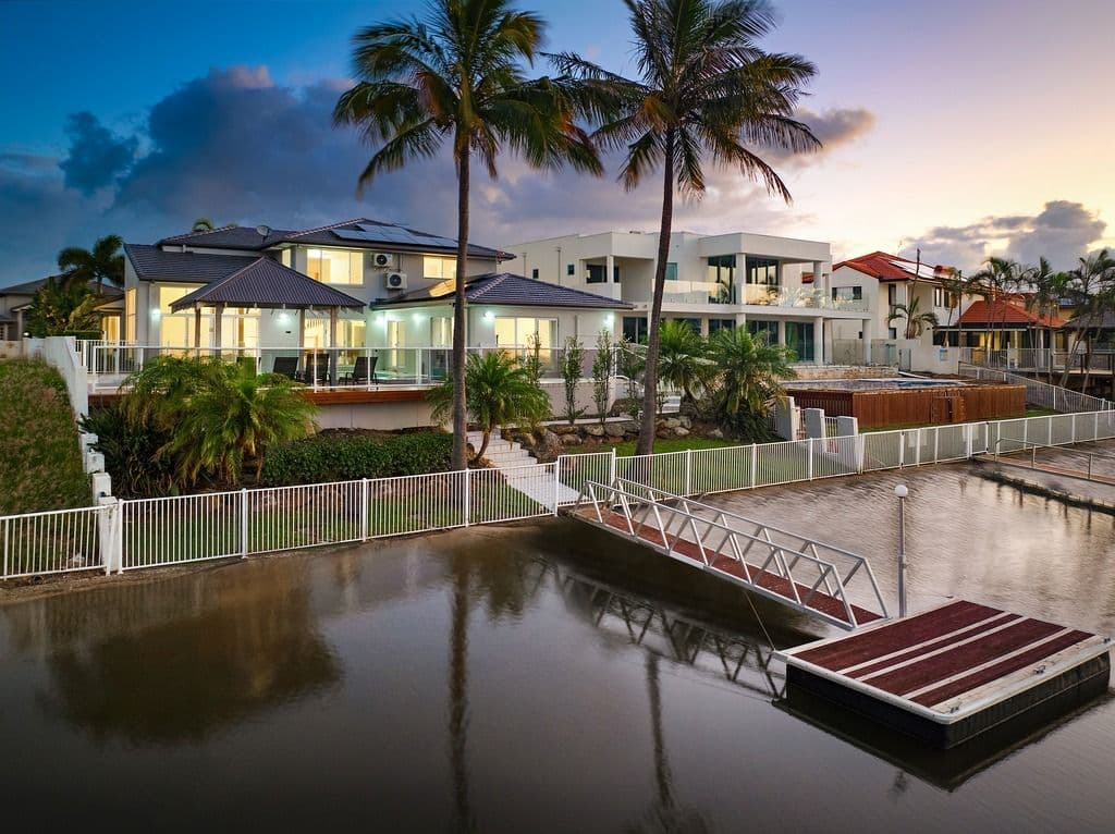 11A Cessnock Close, Mermaid Waters QLD 4218, Mermaid Waters - Thumbnail 4