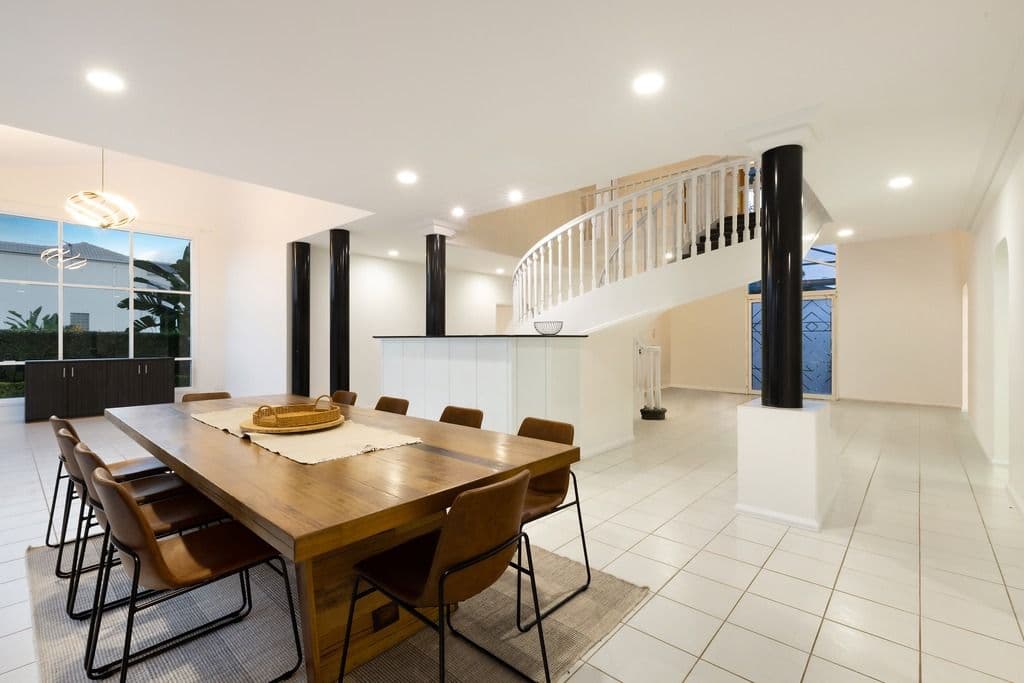 11A Cessnock Close, Mermaid Waters QLD 4218, Mermaid Waters - Thumbnail 8