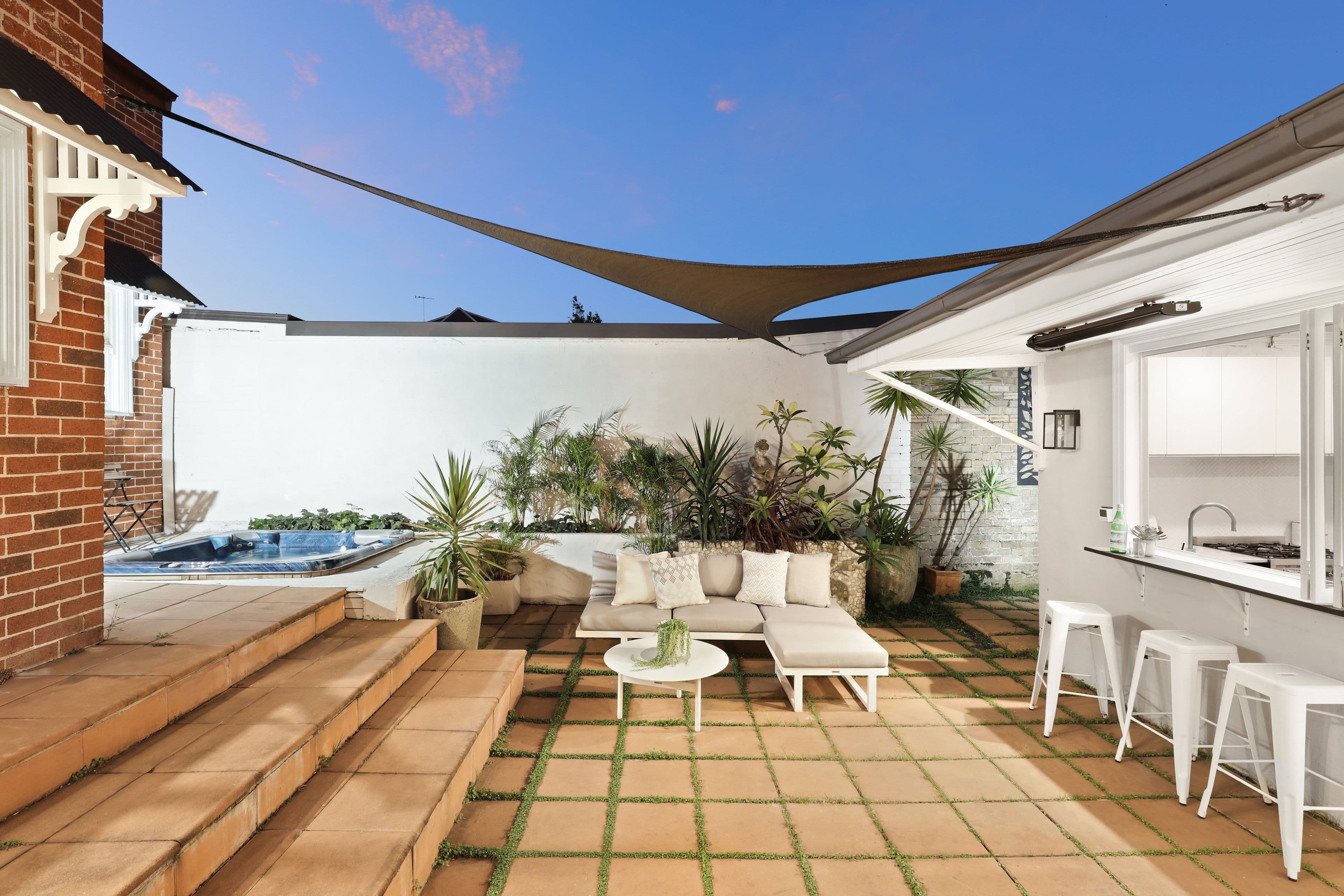 101 Edgeware Road, Enmore - Image 1
