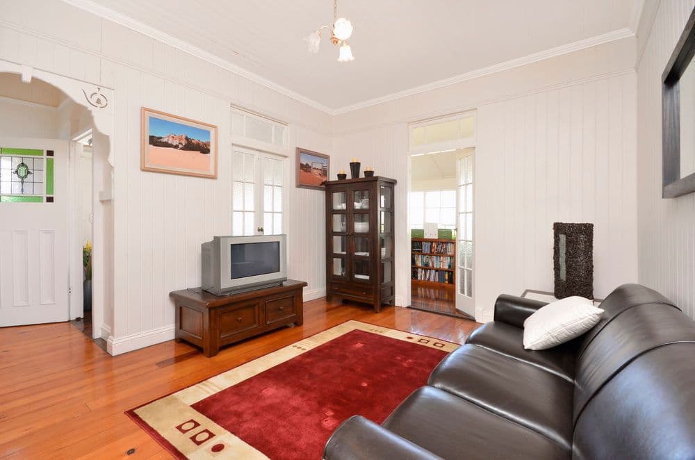 21  Bundah Street, CAMP HILL QLD 4152, Camp Hill - Thumbnail 3