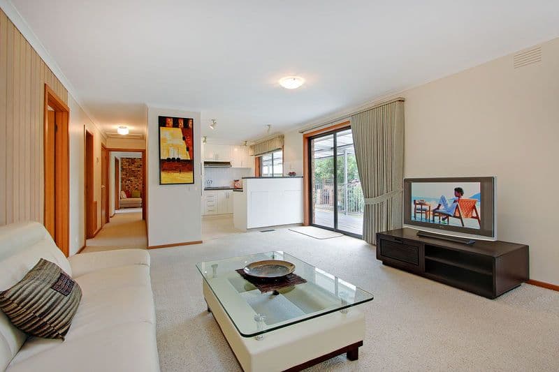 9  Riordan Court, MORNINGTON VIC 3931, Mornington - Thumbnail 3