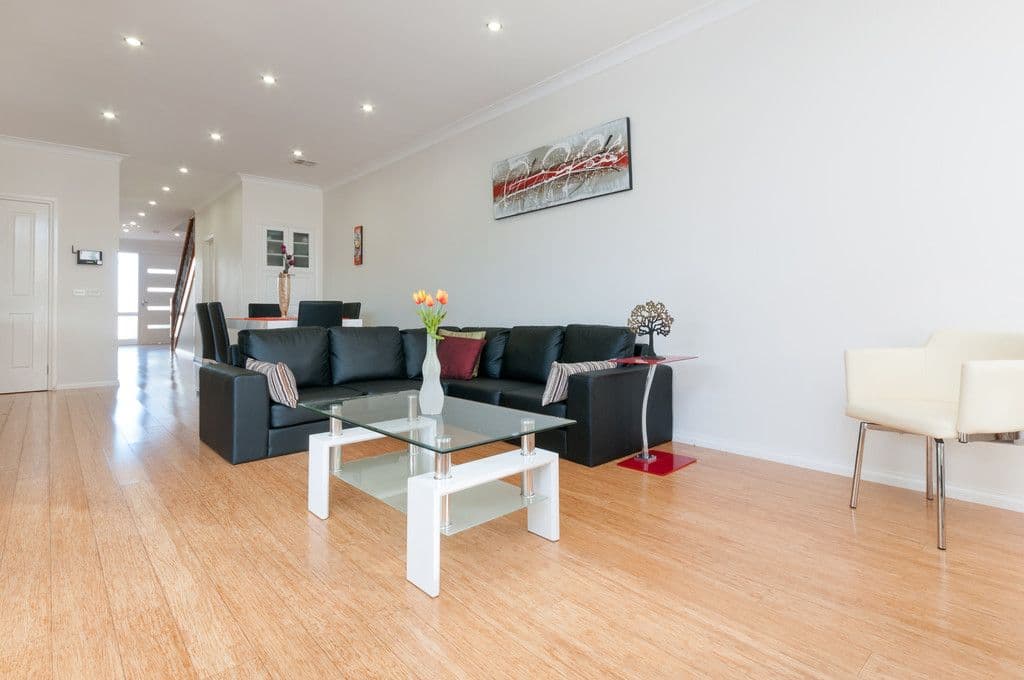 5 Beaconsfield Lane, Caroline Springs VIC 3023, Caroline Springs - Thumbnail 8