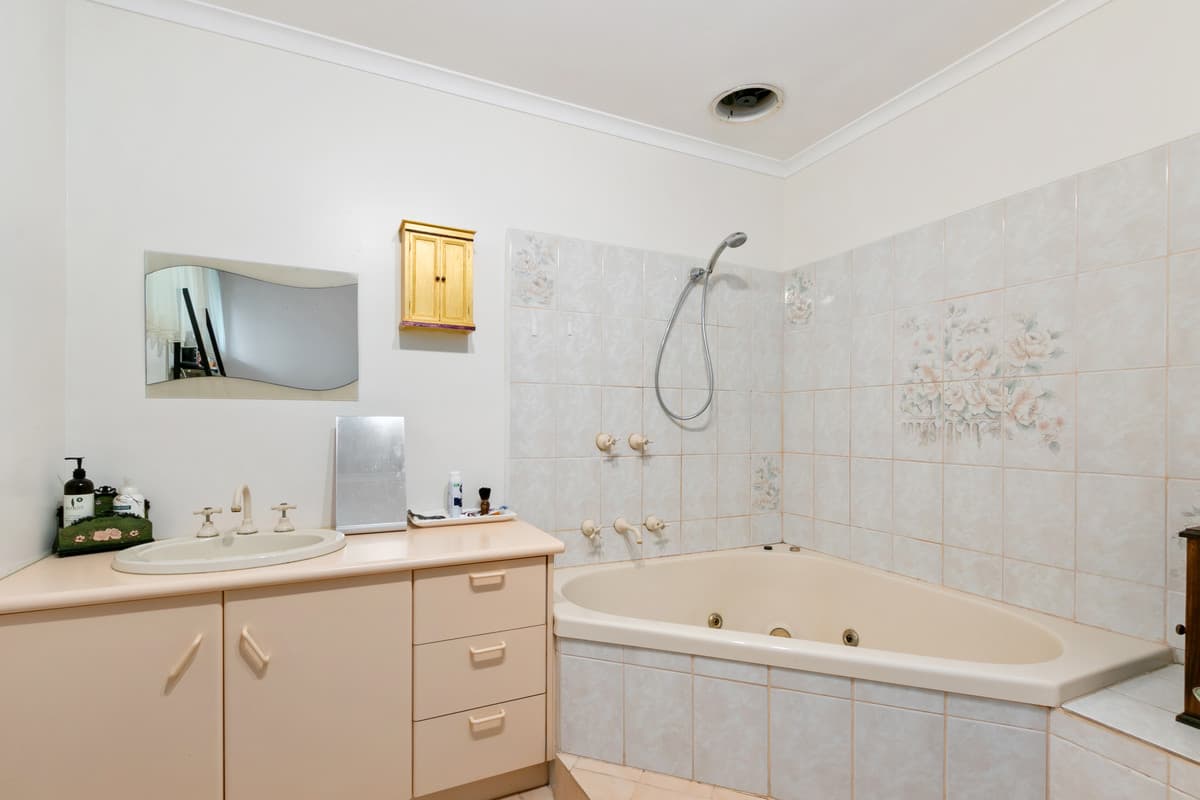 22 Mulcare Crescent, CHURCHILL VIC 3842, Churchill - Thumbnail 4