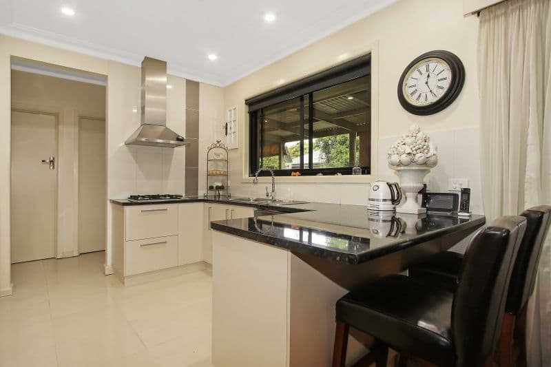11 Oaten Street, Yarrawonga VIC 3730, Yarrawonga - Thumbnail 5