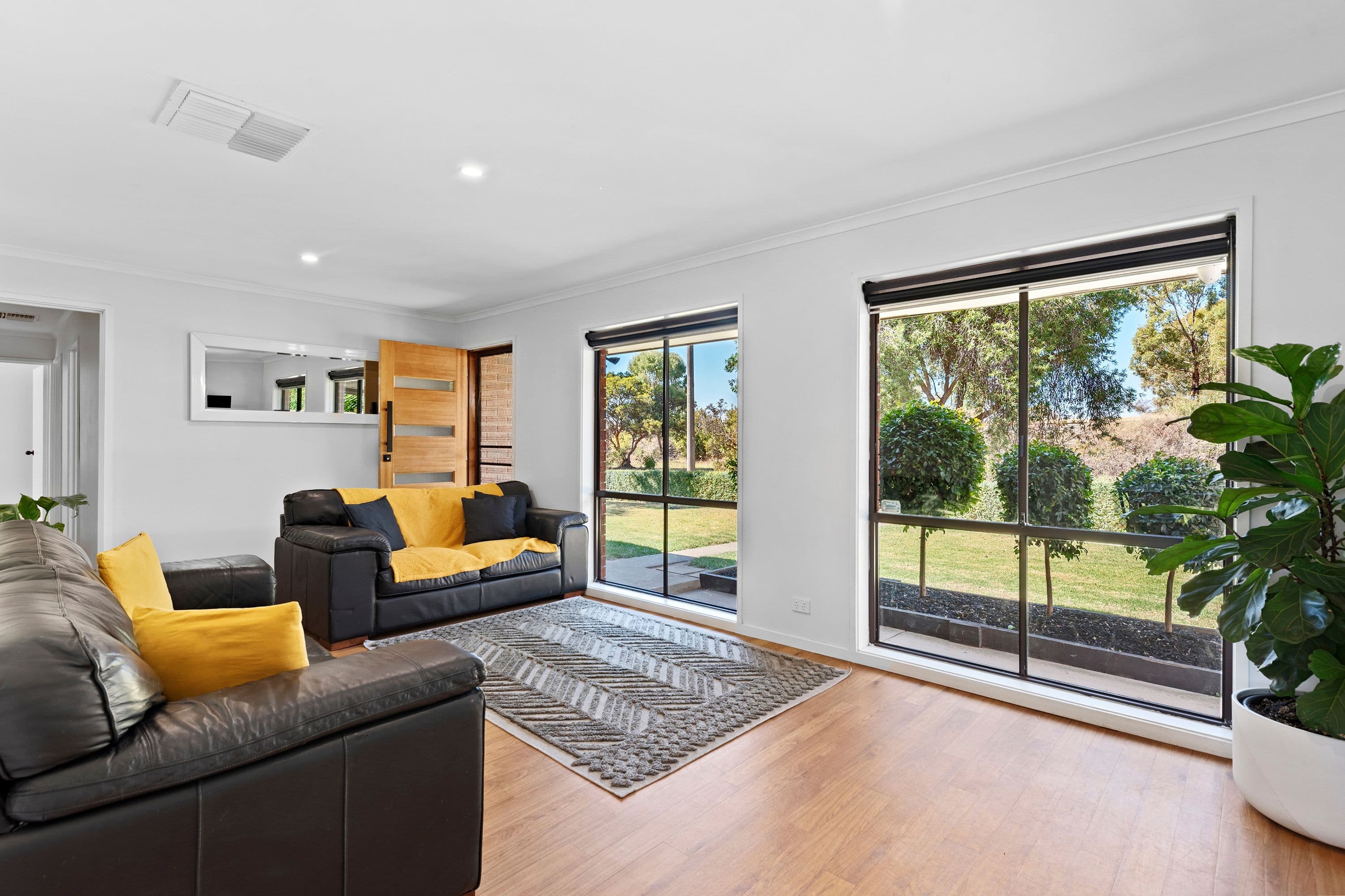 37 Dundas Street, White Hills VIC 3550, White Hills - Thumbnail 3