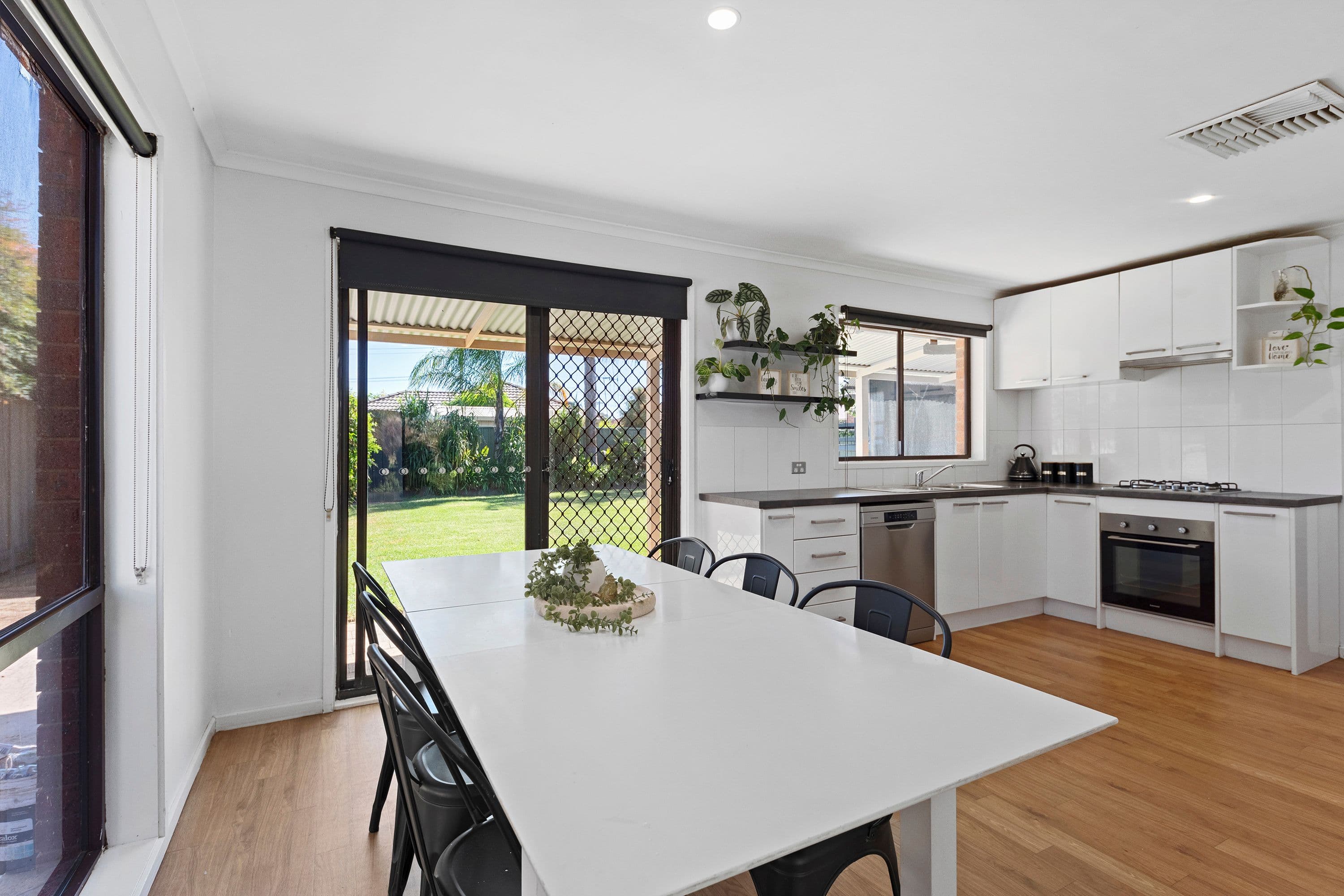 37 Dundas Street, White Hills VIC 3550, White Hills - Thumbnail 4