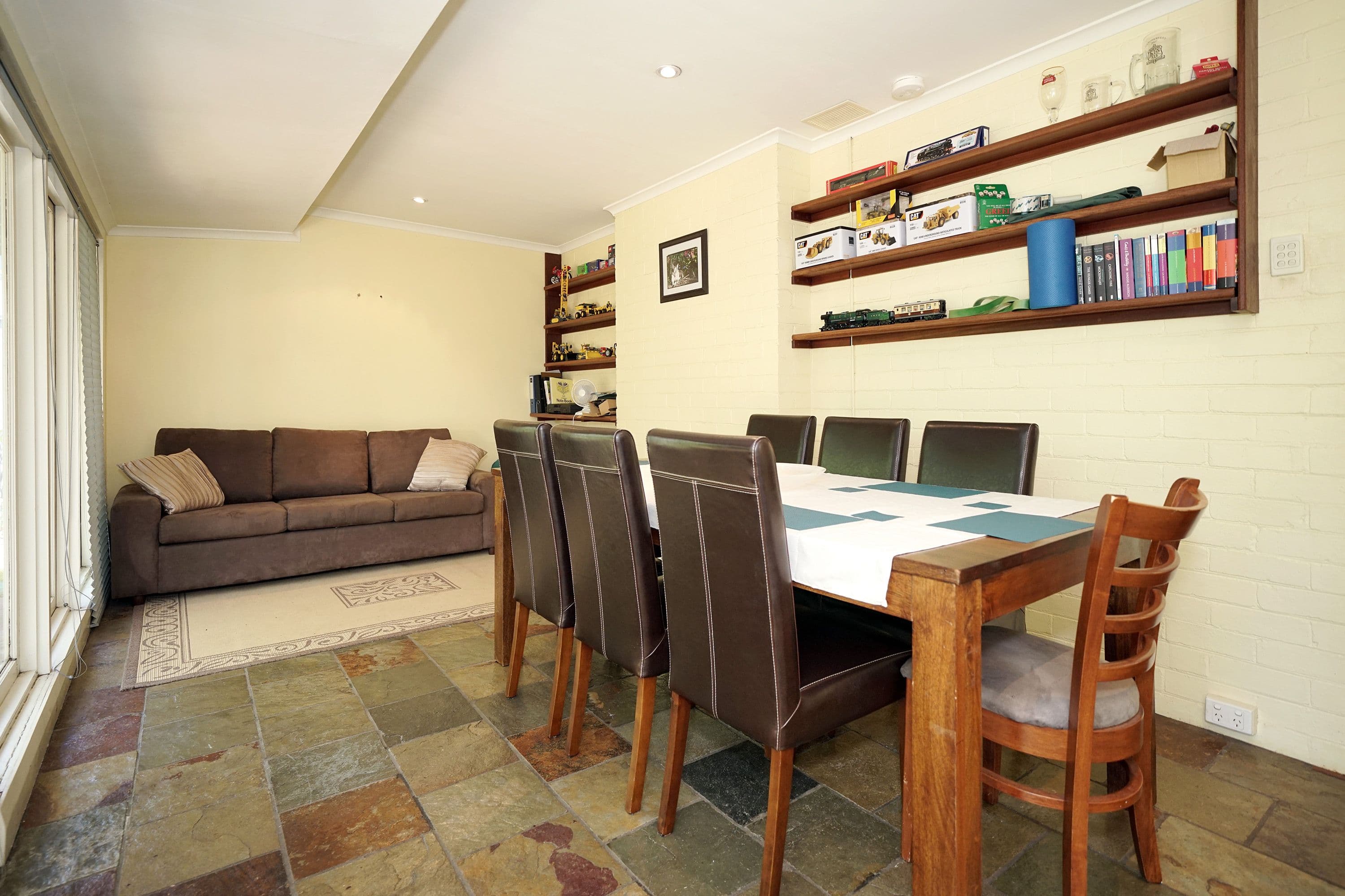 299 Crawford Road, Inglewood WA 6052, Inglewood - Thumbnail 5